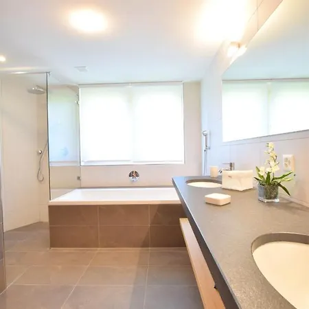Royal B26 Apartment