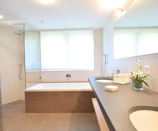 Royal B26 Апартаменты